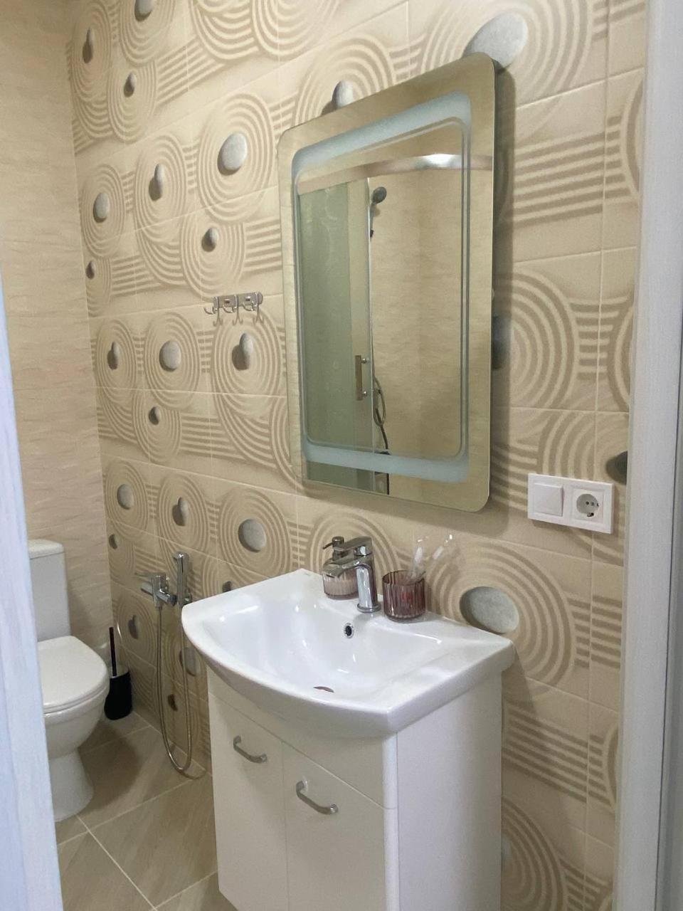 Atlant Luxury: Spacious Family Apartment near TC Depot Chernivtsi Exterior photo
